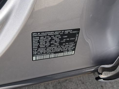 Certified 2024 Volkswagen Atlas SE FWD image 37