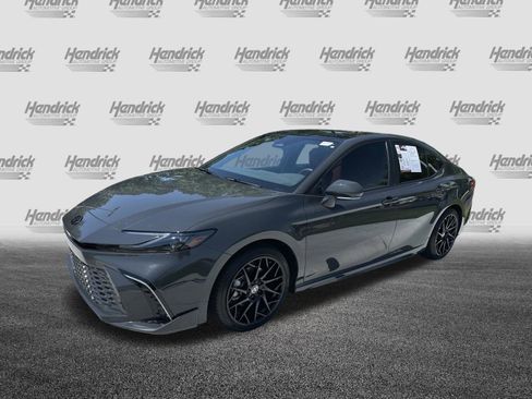 Used 2026 Toyota Camry XSE FWD image 5