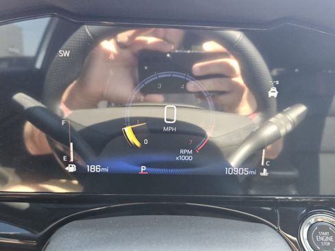 Used 2025 Chevrolet Trax RS w/ Driver Confidence Package image 14