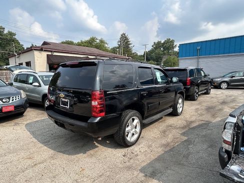 Used 2013 Chevrolet Tahoe LT w/ Luxury Package AWD/4WD image 13