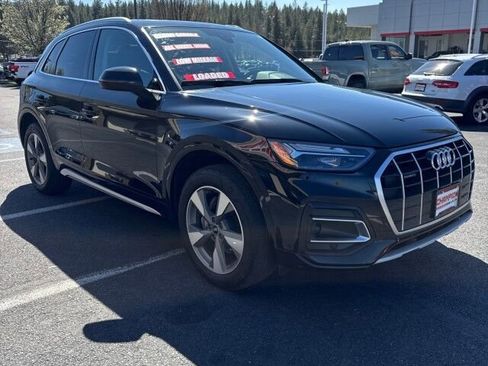 Used 2023 Audi Q5 2.0T Premium w/ Convenience Package AWD/4WD image 4