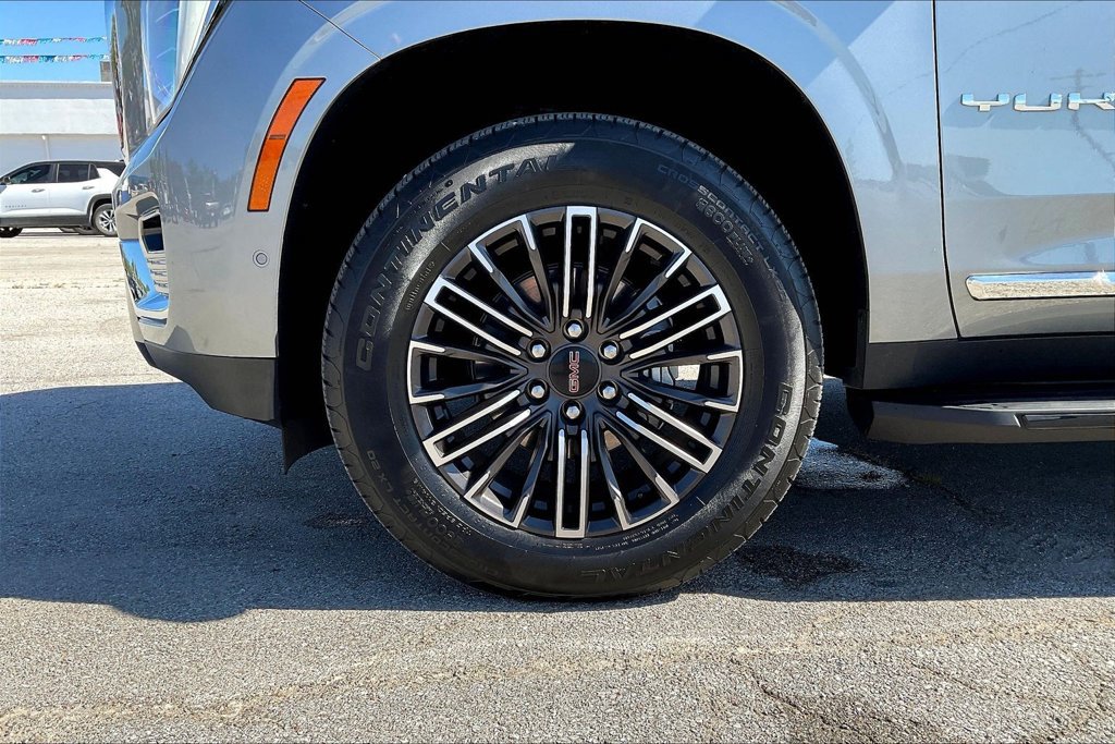Used 2026 GMC Yukon Elevation AWD/4WD image 29