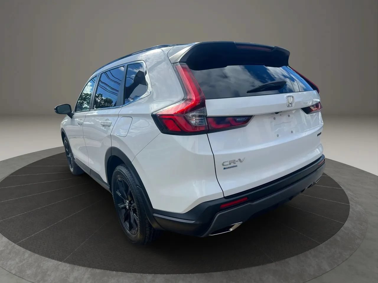 Used 2024 Honda CR-V Sport image 3