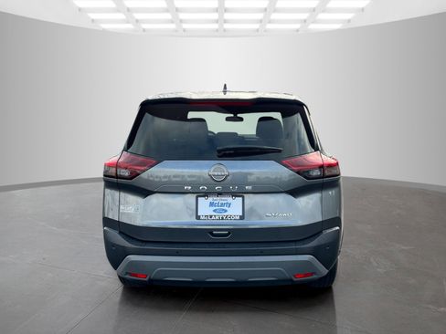 Used 2023 Nissan Rogue SV AWD/4WD image 5