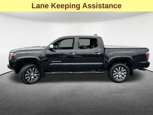 Certified 2022 Toyota Tacoma Limited AWD/4WD image 7