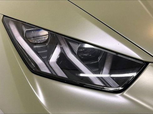 Used 2024 Lamborghini Huracan Sterrato image 29