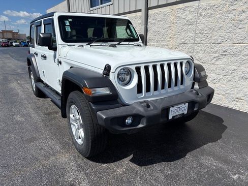 Used 2021 Jeep Wrangler Unlimited Sport w/ Cold Weather Group AWD/4WD image 2