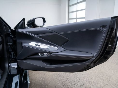 Used 2024 Chevrolet Corvette Z06 RWD image 24
