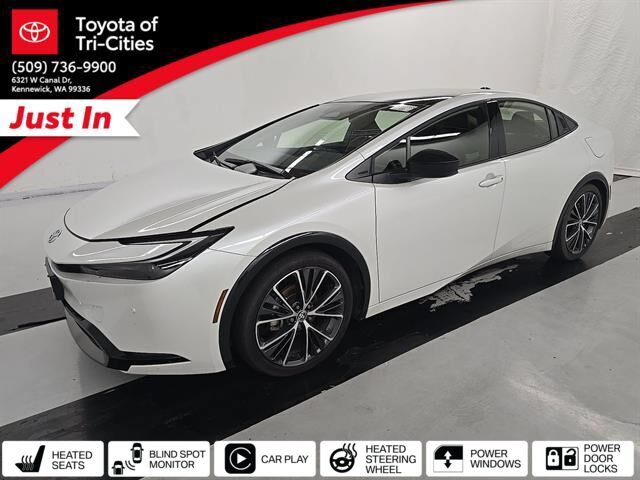 Certified 2025 Toyota Prius XLE FWD image 33