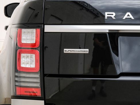 Used 2017 Land Rover Range Rover Long Wheelbase Supercharged AWD/4WD image 48