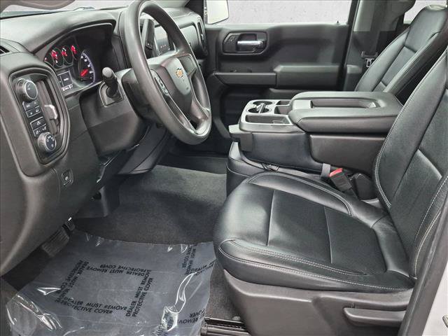 Used 2020 Chevrolet Silverado 1500 Custom w/ Custom Value Package AWD/4WD image 15