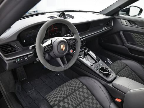 New 2026 Porsche 911 Carrera 4S AWD/4WD image 4