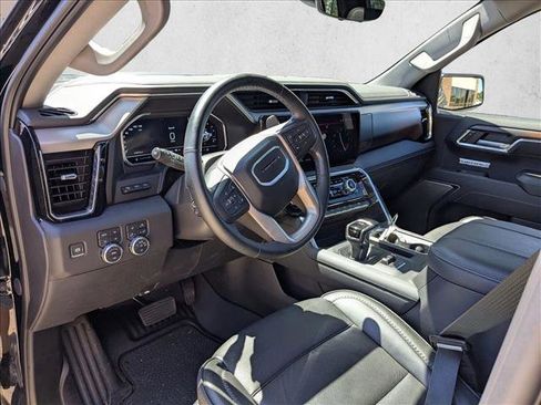 Used 2024 GMC Sierra 1500 Denali w/ Denali Reserve Package AWD/4WD image 9