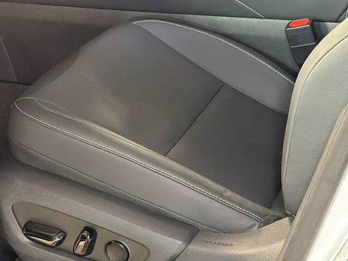 Used 2025 Lexus RX 350 Premium image 23