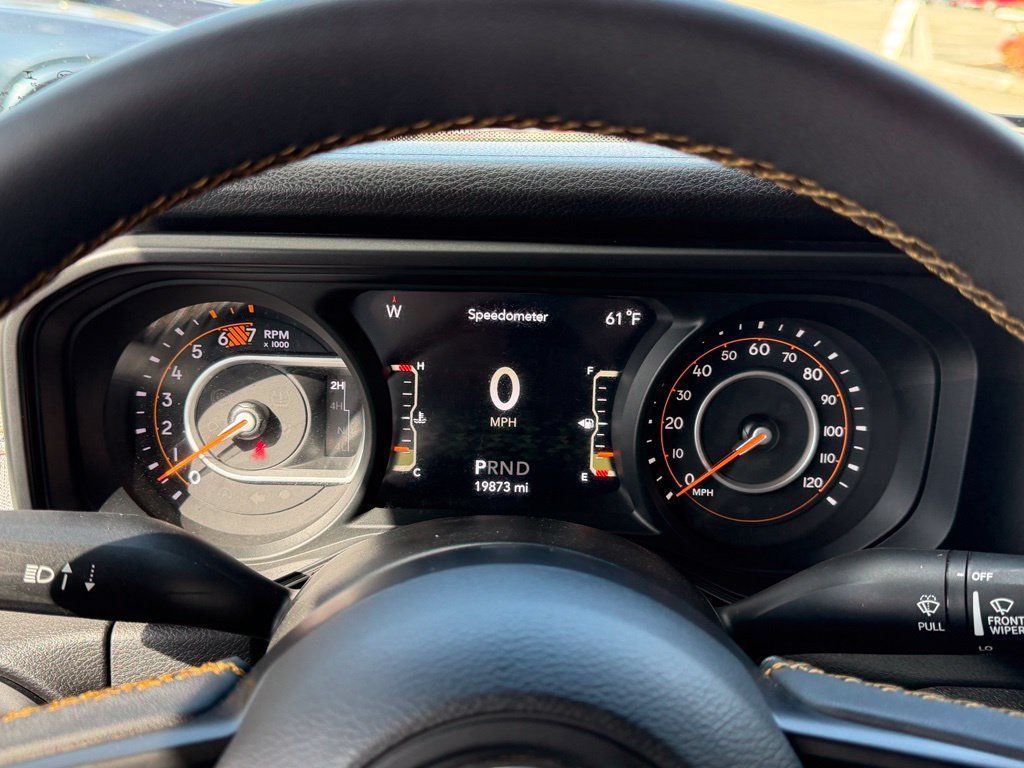 Used 2024 Jeep Wrangler Unlimited Sport AWD/4WD image 25