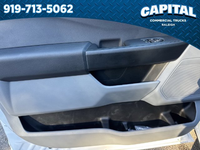 New 2027 Ford F250 XL w/ XL Chrome Package RWD image 21