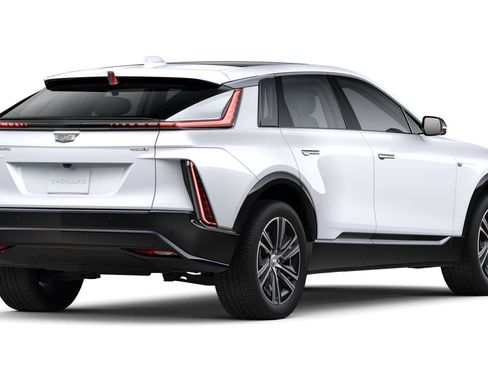 New 2026 Cadillac Lyriq Luxury RWD image 60