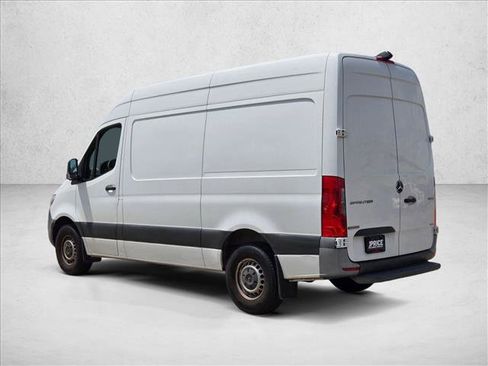 Used 2021 Mercedes-Benz Sprinter 2500 image 7