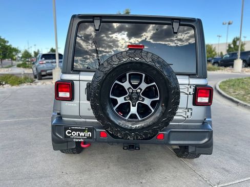 Used 2019 Jeep Wrangler Unlimited Rubicon w/ Cold Weather Group AWD/4WD image 8