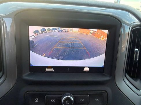 Used 2022 Chevrolet Silverado 1500 Custom w/ Safety Confidence Package AWD/4WD image 13
