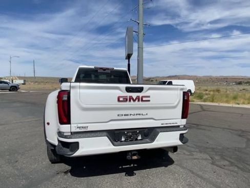 Used 2024 GMC Sierra 3500 Denali w/ Technology Package AWD/4WD image 7