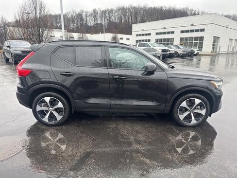Used 2026 Volvo XC40 B5 Plus w/ Protection Package Premier image 8