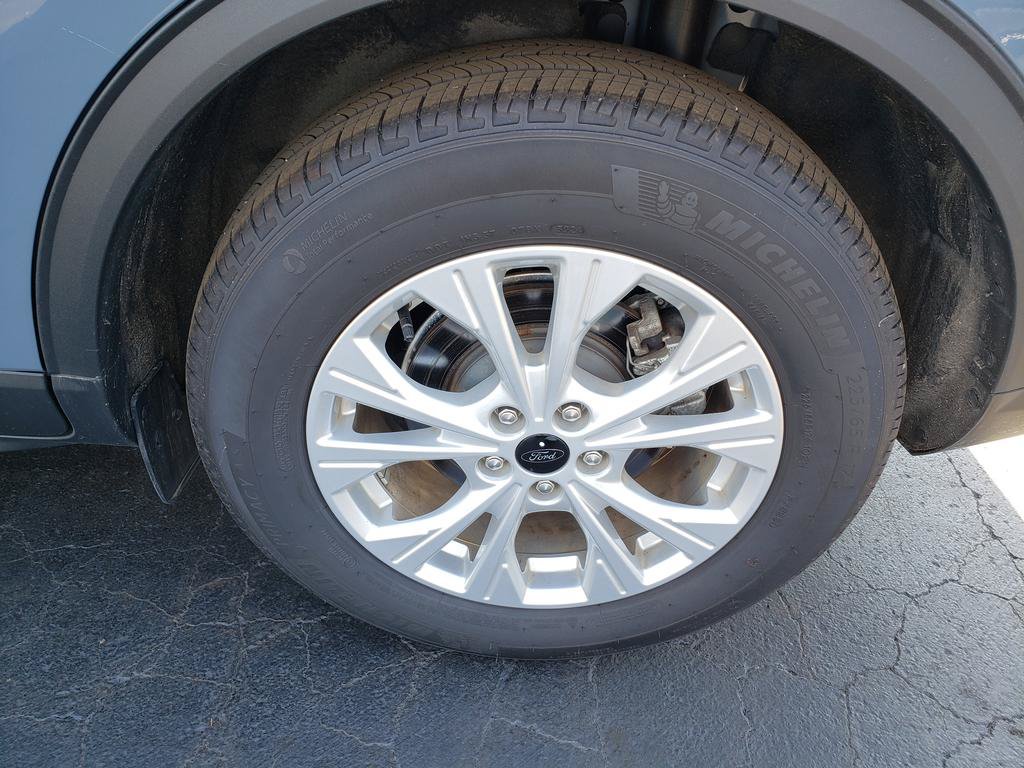 Used 2025 Ford Escape Active w/ Cold Weather Package FWD image 20