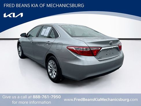 Used 2015 Toyota Camry LE FWD image 5