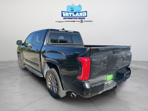 Used 2024 Toyota Tundra Platinum AWD/4WD image 3