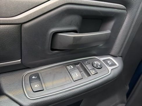 New 2024 RAM 3500 Tradesman AWD/4WD image 13