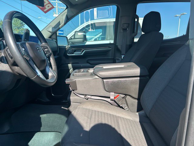 Used 2023 Chevrolet Silverado 1500 RST w/ Redline Edition AWD/4WD image 34