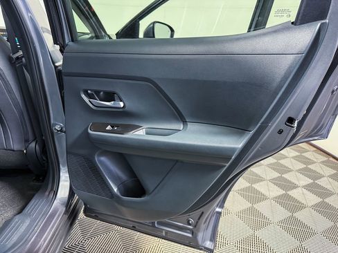 Certified 2025 Nissan Kicks SV image 36