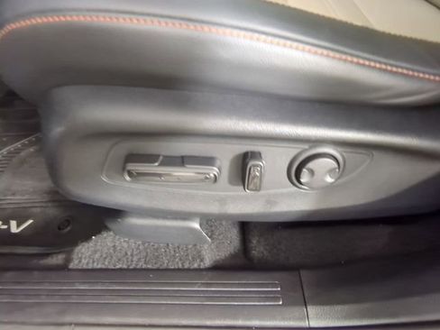 Used 2024 Honda CR-V Sport Touring image 31