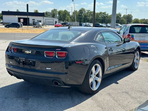 Used 2010 Chevrolet Camaro SS w/ RS Package RWD image 5