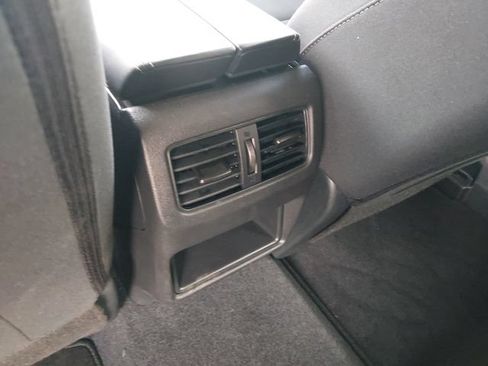 Used 2026 Nissan Rogue S FWD image 12