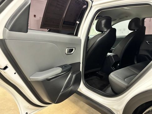 Used 2025 Kia K4 FWD image 19
