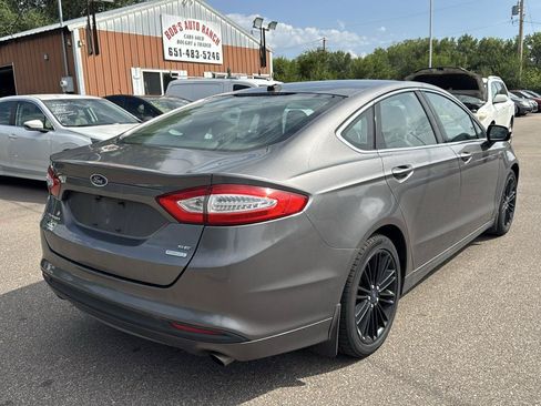 Used 2013 Ford Fusion SE FWD image 5