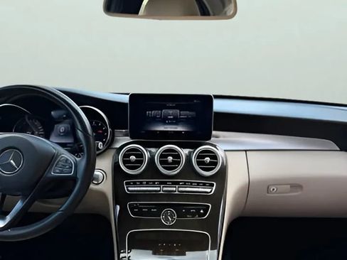 Used 2016 Mercedes-Benz C 300 Sedan w/ Surround View Package image 24