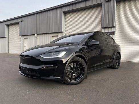 Used 2023 Tesla Model X AWD/4WD image 5