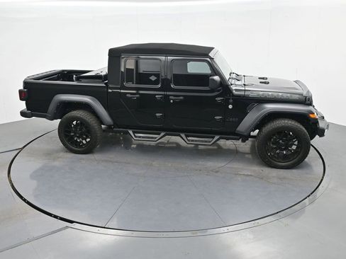Used 2023 Jeep Gladiator Sport image 19