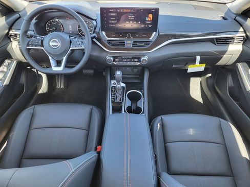 New 2025 Nissan Altima 2.5 SR w/ SR Premium Package image 10