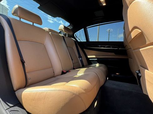 Used 2015 BMW 740Li RWD image 40