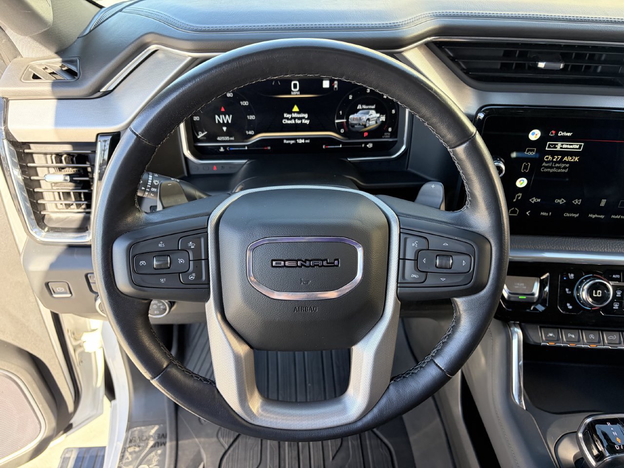 Used 2022 GMC Sierra 1500 Denali w/ Denali Reserve Package AWD/4WD image 23