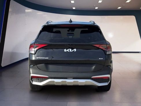 Certified 2024 Kia Sportage EX w/ EX Premium Package image 4