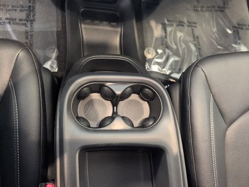 New 2026 Chrysler Pacifica Select image 23