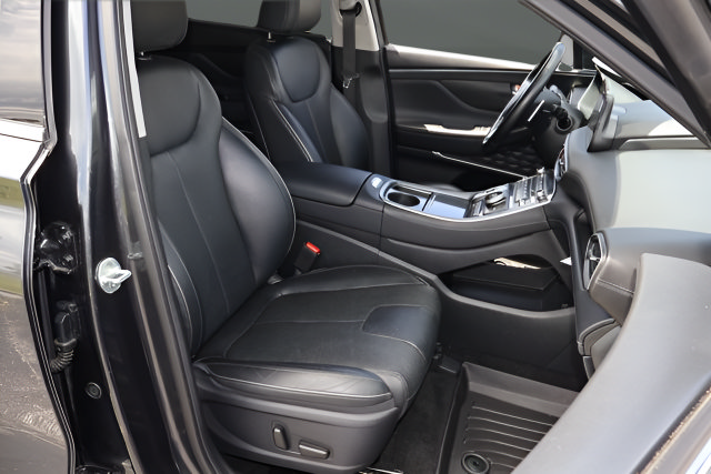 Used 2021 Hyundai Santa Fe Limited FWD image 20