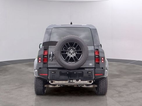 Used 2022 Land Rover Defender 90 X-Dynamic S AWD/4WD image 6
