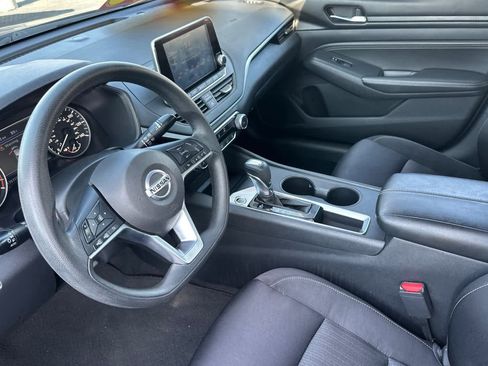 Used 2020 Nissan Altima 2.5 S FWD image 10