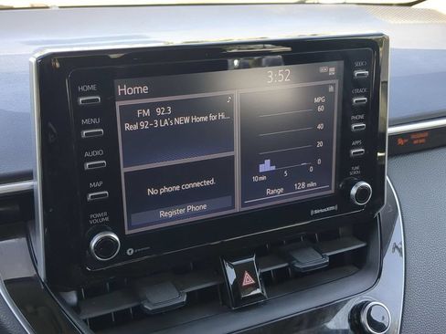 Used 2021 Toyota Corolla LE FWD image 15