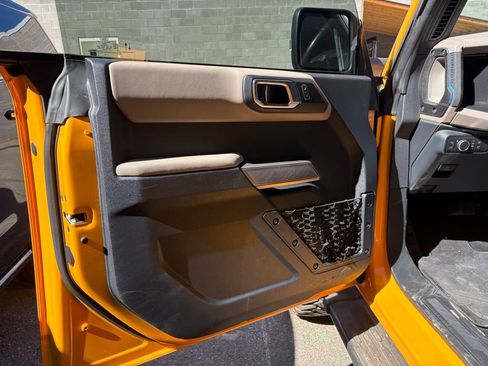 Used 2021 Ford Bronco Wildtrak image 14